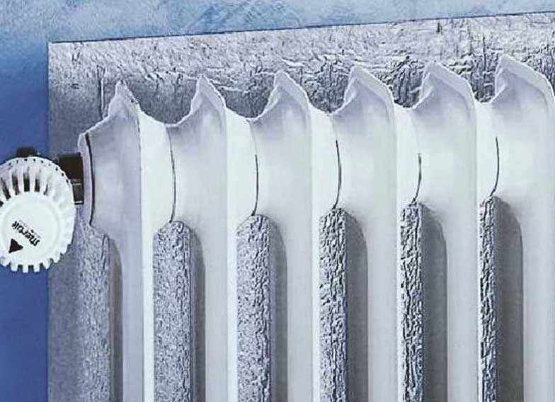 Isoleren met radiatorfolie achter de verwarming